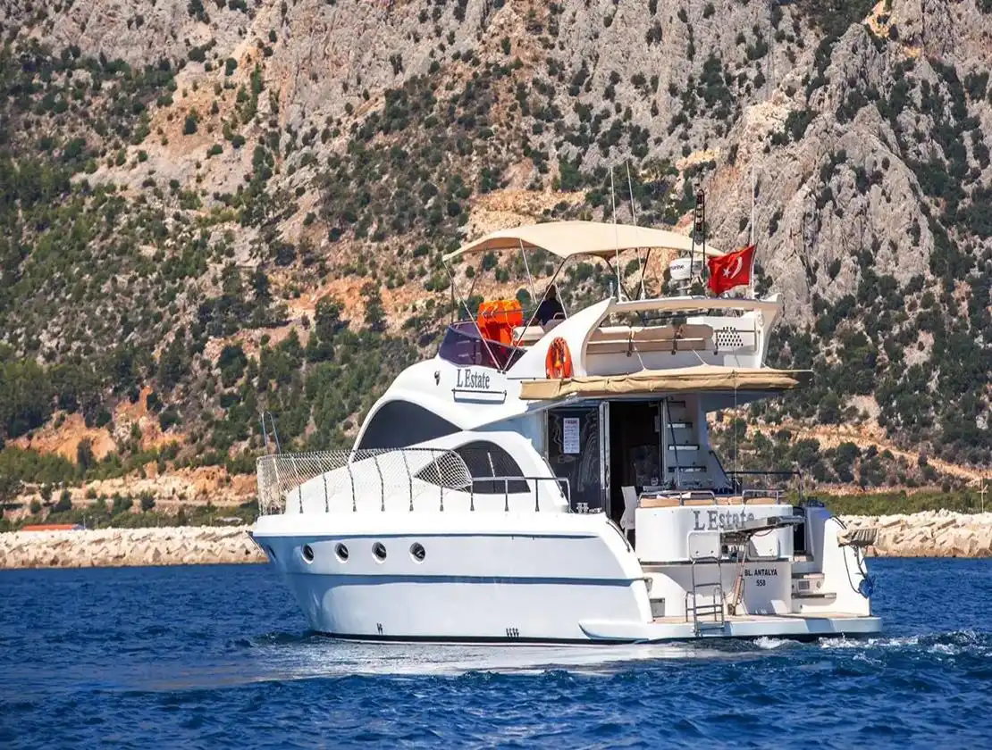 Antalya Yacht Rental 16m Economic